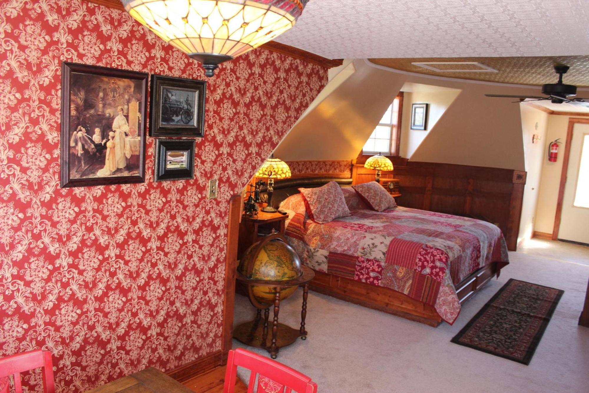 Book Nook 3*